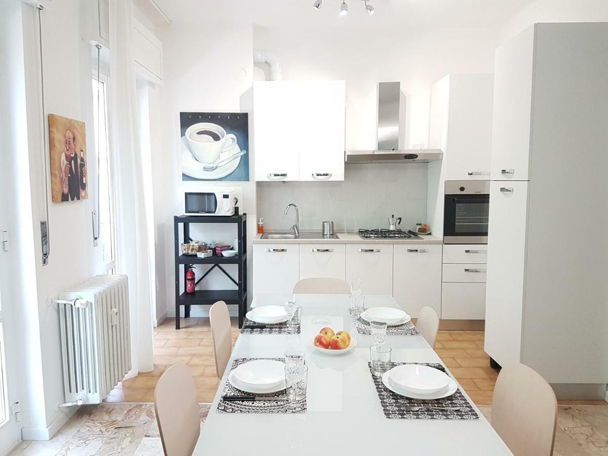 Lab3 City Private Apartment - 2 Bedrooms Pavia Exteriör bild